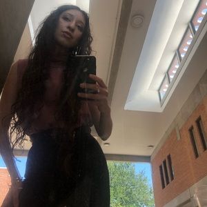 Meet your Posher, Anam